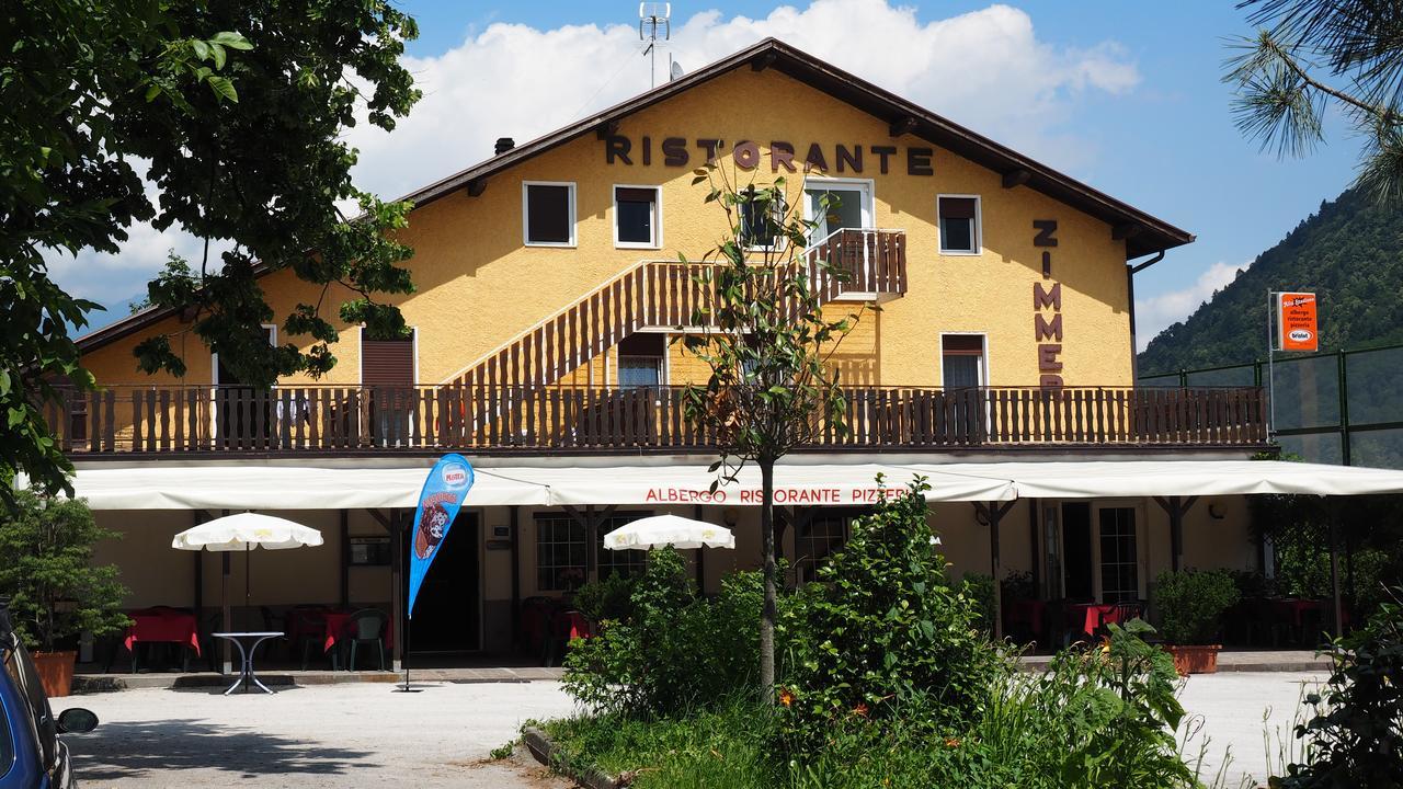 Albergo Alla Stazione Roncegno Exterior foto
